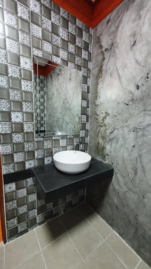 Safina Pool Villa Ko Lanta Eksteriør bilde